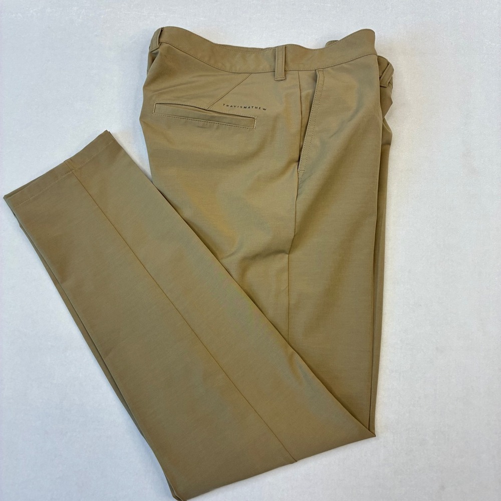 Travis Mathew Golf Pants Mens 32x31 Khaki Tan Stretch Performance Tapered Chino